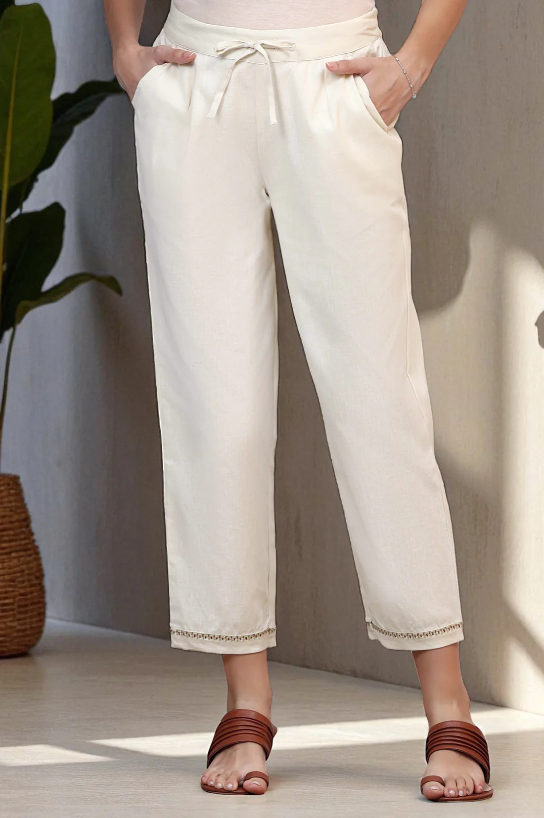 Casual Fit Bottom Wear
